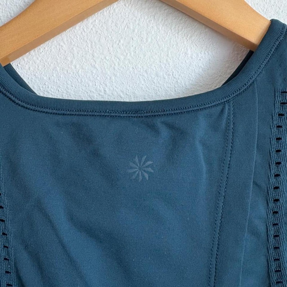 Athleta Womens Teal Pointelle Split Back Sleeveless Activewear Tank Top size XS - Picture 6 of 7
